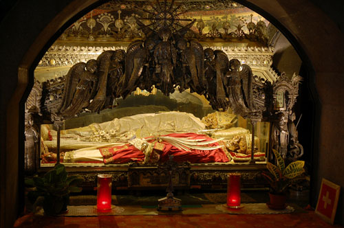 Tomb of St. Ambrose with Ss. Gervase and Protase